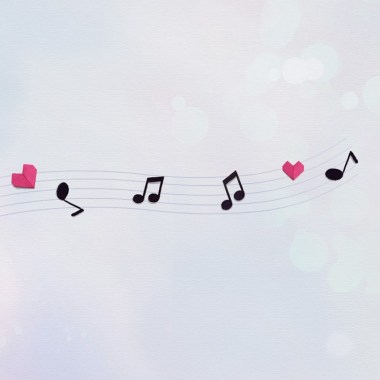 。詞曲創作。