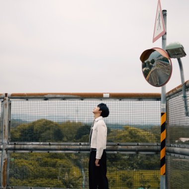 從陌生人變陌生人