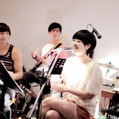 有了她 (talking)