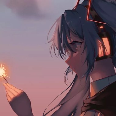 346811