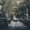 听音乐。