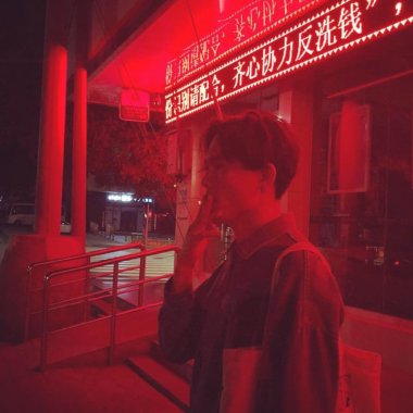 霓虹愛神