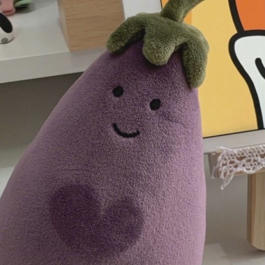 (⁎⁍̴̛ᴗ⁍̴̛⁎)