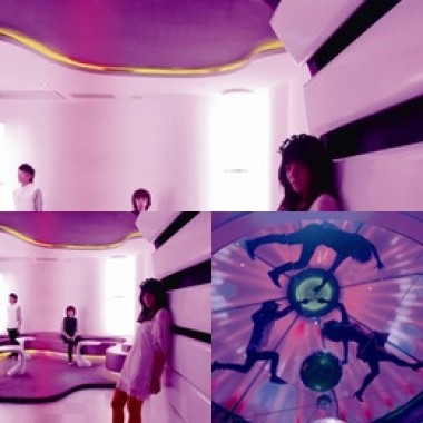女孩與機器人