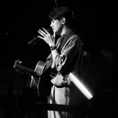 宇宙小姐晚安 ᶻ 𝗓 Z