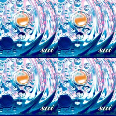 水