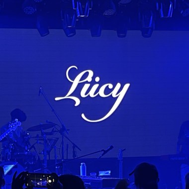 LÜCY