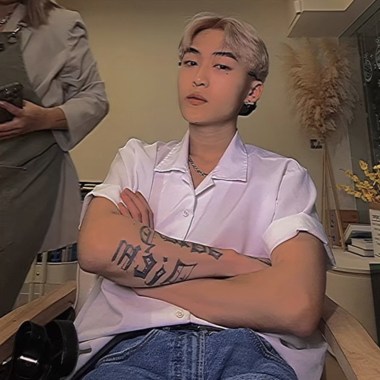 𝑮𝒓𝒂𝒚灰💎