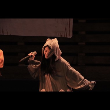 與幸福有關 COVER
