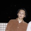 以J