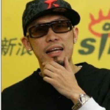 DISS哈狗帮中文网