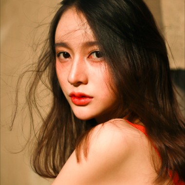 钢铁是怎样炼成的