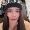 小V