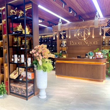 Cửa Hàng Rượu Vang Đà Nẵng