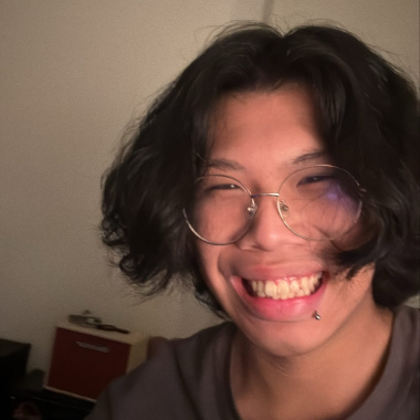 不懂我們的人都走了