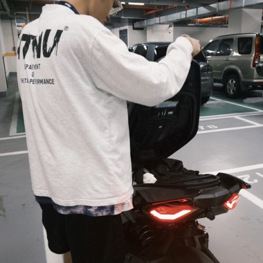 又到了你宿舍的停車場 (demo)