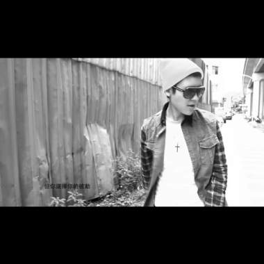 高振梅創作歌曲“可以當朋友”