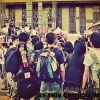 關鍵時刻 At This Critical Moment
