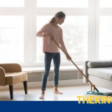 How To Choose The Best Mop For Vinyl Floors: Tips For Cleaning Vinyl Plank Floors