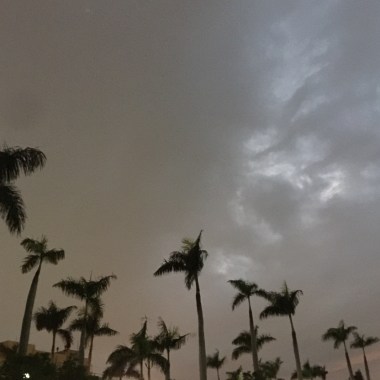 吞雲吐霧 ☁️?️