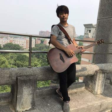 何以孤獨 Demo