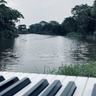 奇怪 ❮3❯