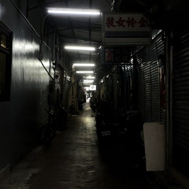 你的離開我怎麼明白