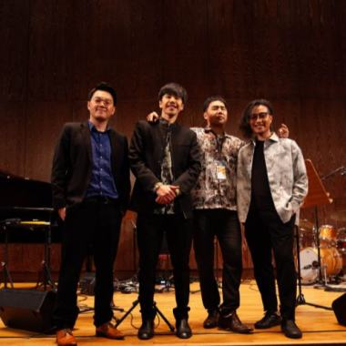 Paganini Caprice Jazz Version Feat.吳政君&Michael Wang (Live)