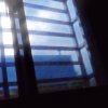 灰色的天空閃閃發亮就變銀色了