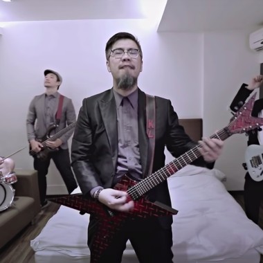 尪阿某兩三擺