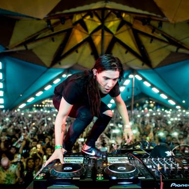 Random Vip Mix 