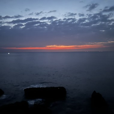 痛 test