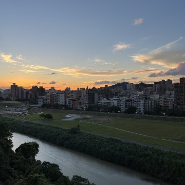 把我們的故事寫成歌