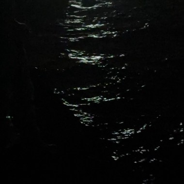 別害怕一個人走在夜裡 demo