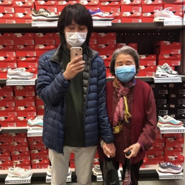 奶奶下禮拜的生日