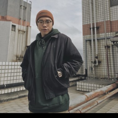 找純愛 ，刷存在