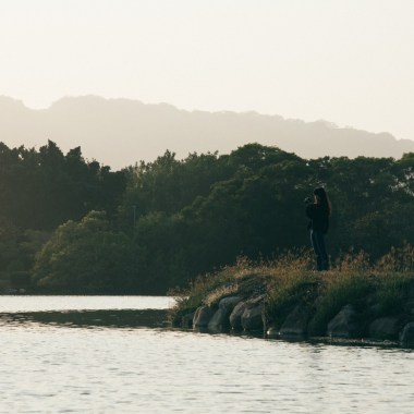 沒有顏色的島