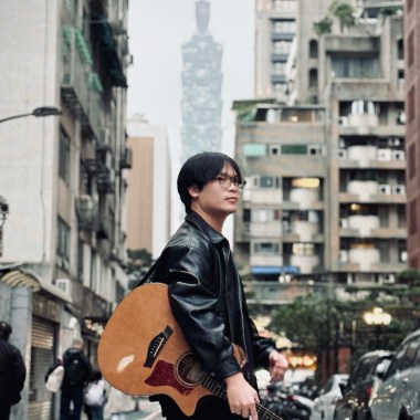 綻放在沒有你的季節