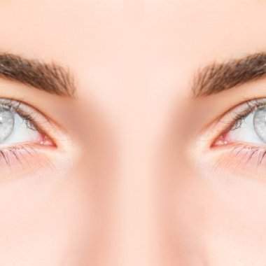 Bright eyes