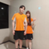 黑橘色