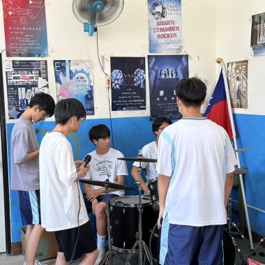 要轉乘_的旅客，請在本站下車 ｜雄中112畢業歌徵選