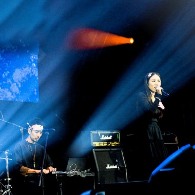 黃岳捷、何芸娜(J Huang、Una Ho) / 想尋到(Wish to Find)