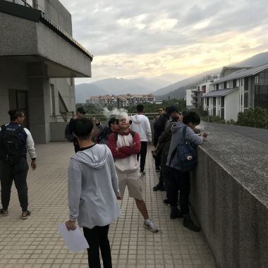 我可以為你分擔一點
