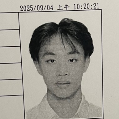 無聊發好玩的 過幾天刪掉 之後會有更屌的